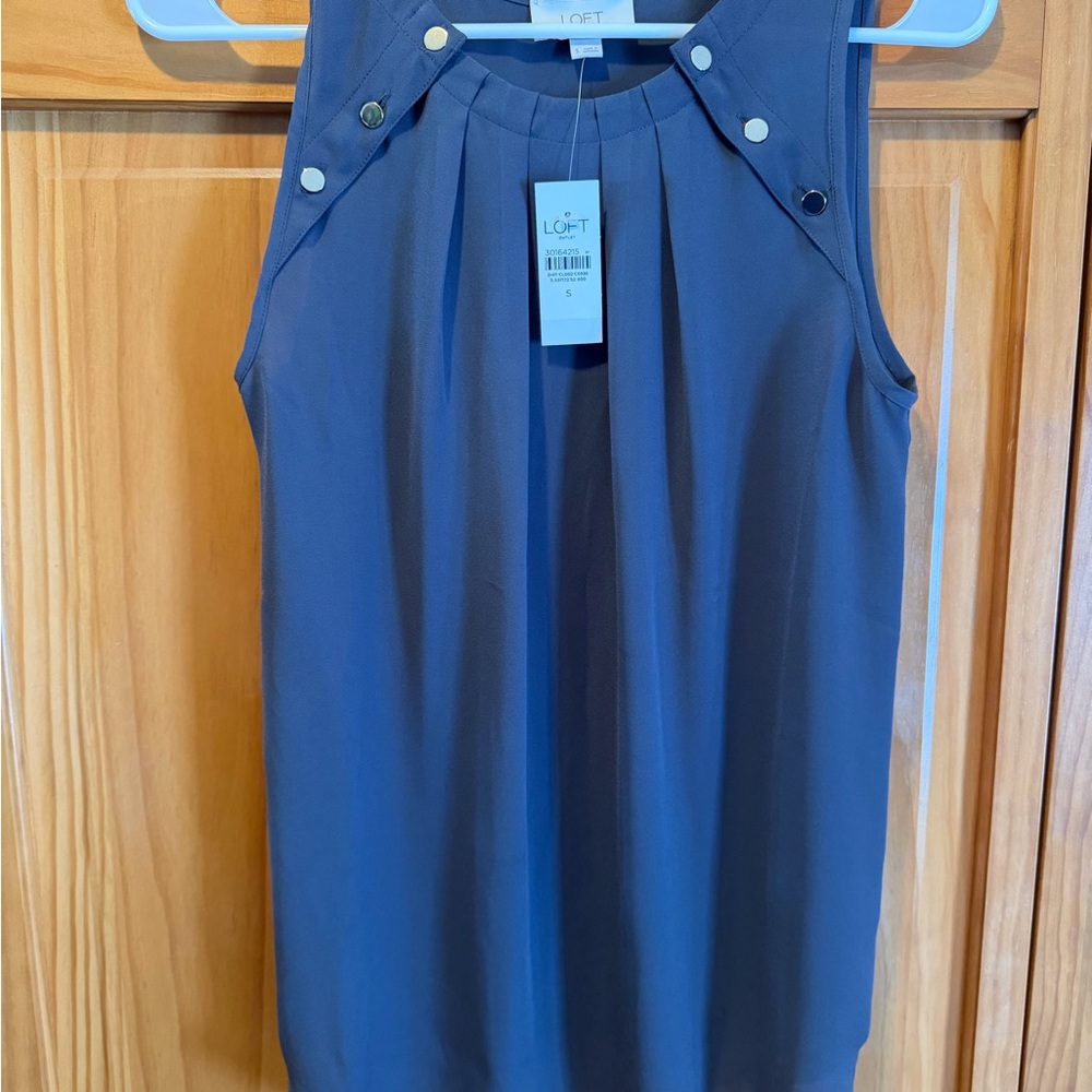 LOFT Gray Sleeveless Pleated Neck Blouse
